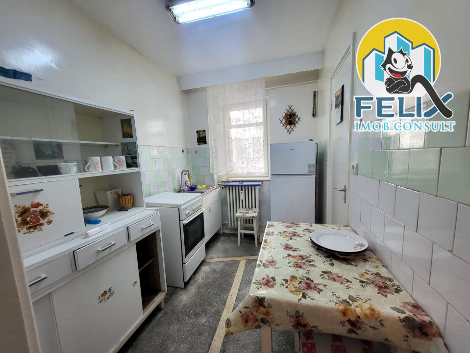 Apartament cu 2 camere , 46 mp utili, langa universitate, 42000 euro