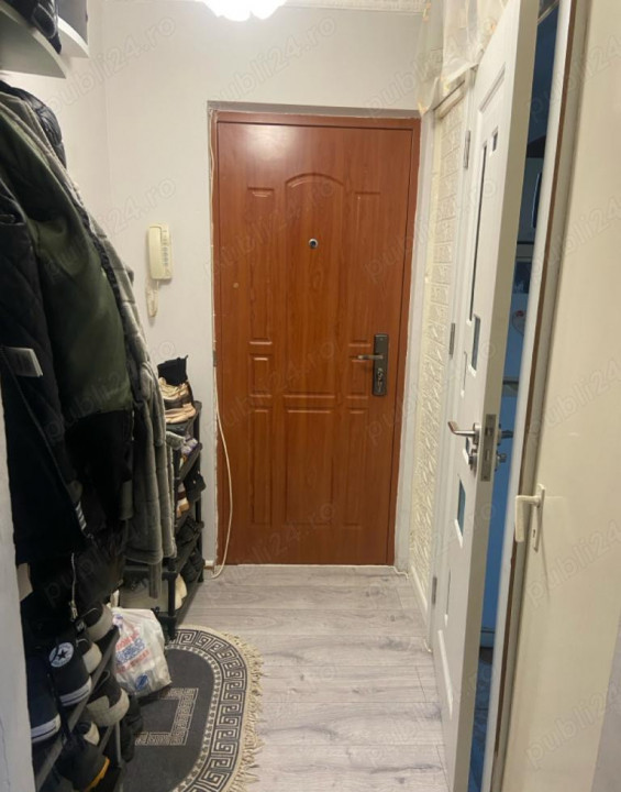 Zona Orizont, apartament la parter cu doua camere, 45000 euro