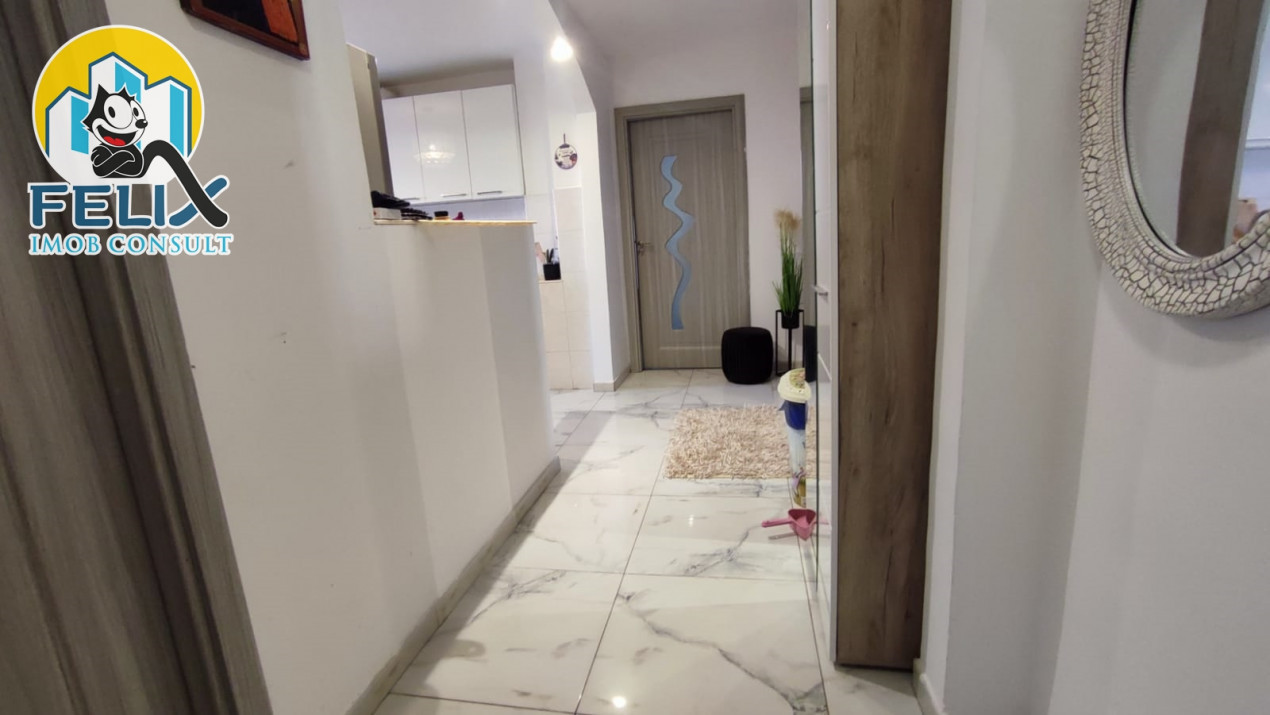 Apartament cu doua camere decomandat, bucatarie model XXL, etaj intermediar