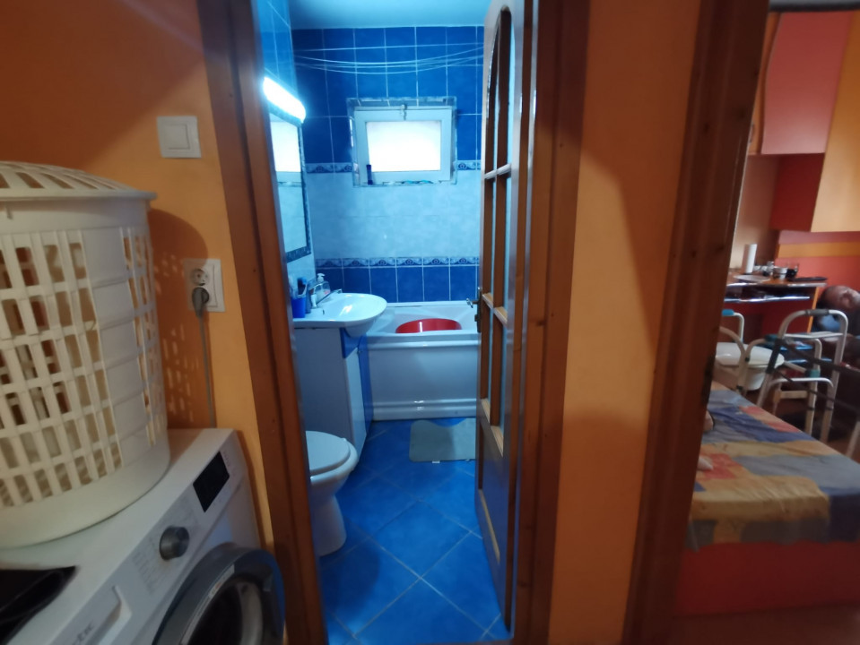 Apartament 3 camere, parter cu iesire afara, zona Restaurant Mioritei