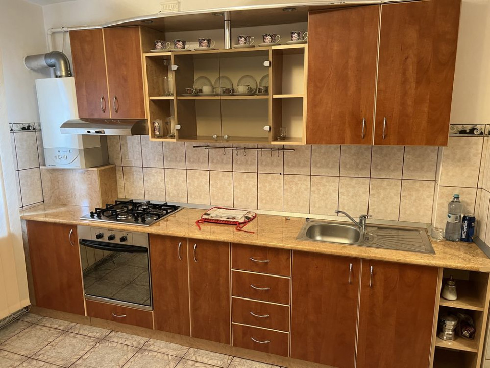 Apartament cu 2 camere decomandat, pe strada Mioritei - Energiei