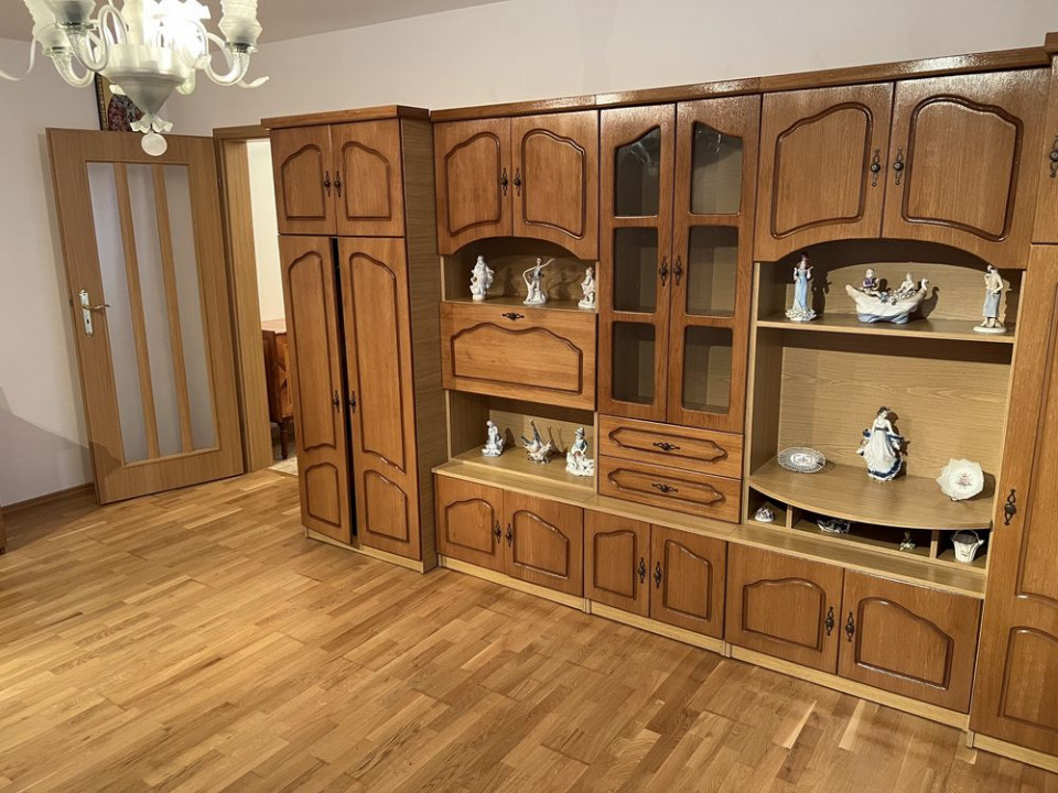 Apartament cu 2 camere decomandat, pe strada Mioritei - Energiei