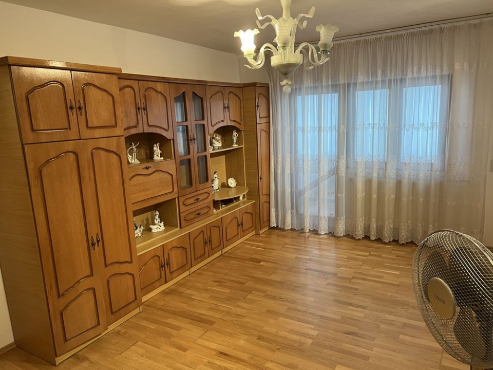Apartament cu 2 camere decomandat, pe strada Mioritei - Energiei