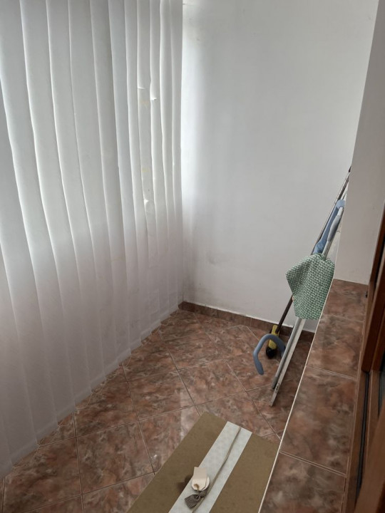 Apartament cu 2 camere decomandat, pe strada Mioritei - Energiei