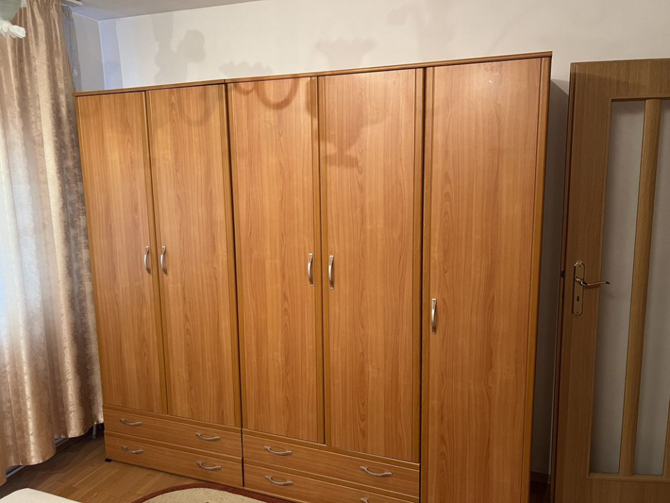 Apartament cu 2 camere decomandat, pe strada Mioritei - Energiei