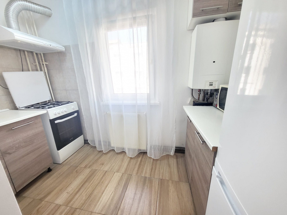 Garsoniera CF 1 - Arena Mall, bloc apartamente, et 3, Mobilata complet