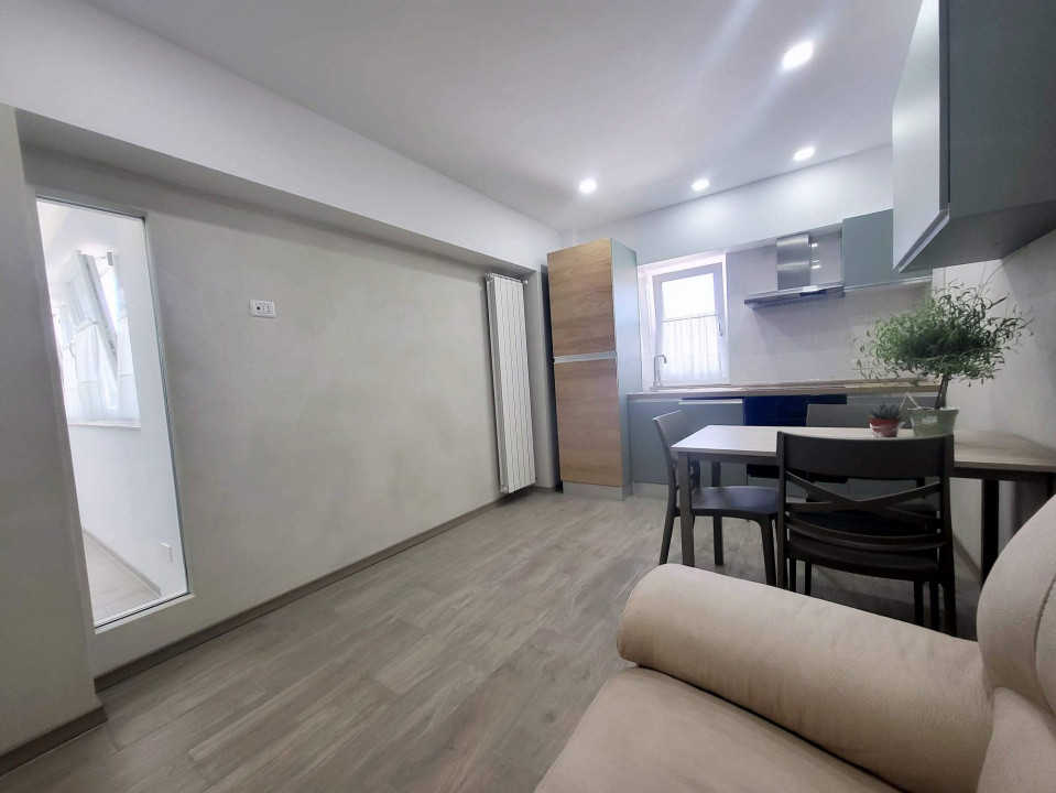 CENTRU - Apartament 1 cam, spatios, Modern Mobilat & utilat, totul NOU