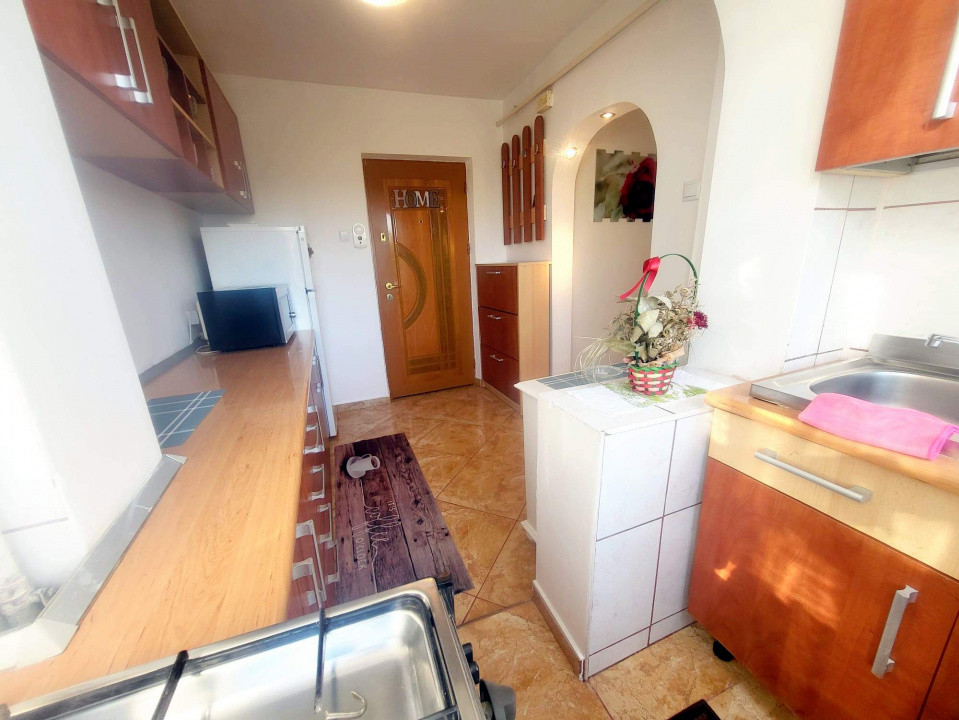 Banca Nationala, Apartament 2 camere decomandat, mobilat si utilat