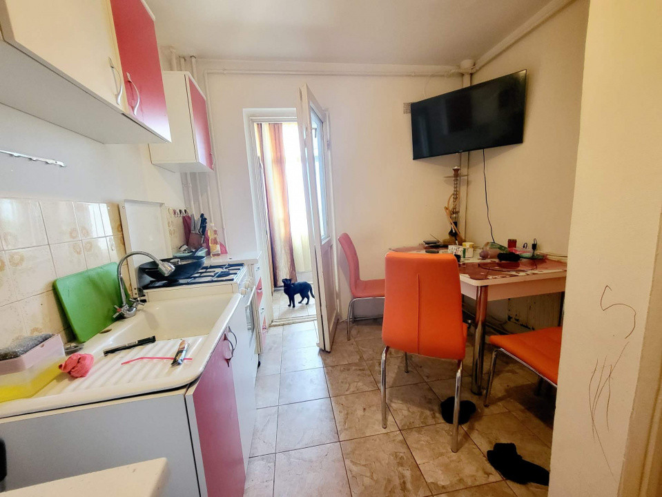 Milcov - Alecu Russo, Apartament 2 camere semidecomandat, spatios, 2 balcoane