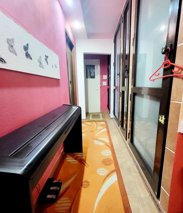 Apartament 3 camere, decomandat – Str. Mioriței, lângă Tipografie, etaj 3/4