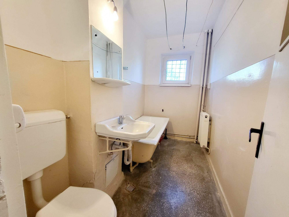 Apartament 2 camere decomandat, situat pe Miron Costin, etaj 1, Suprf. 55mp,