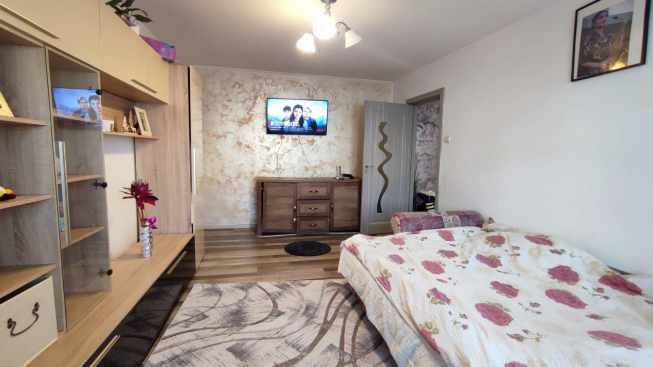 Apartament 2 camere decomandat, complet renovat zona Aeroportului