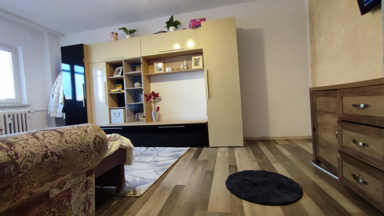 Apartament 2 camere decomandat, complet renovat zona Aeroportului