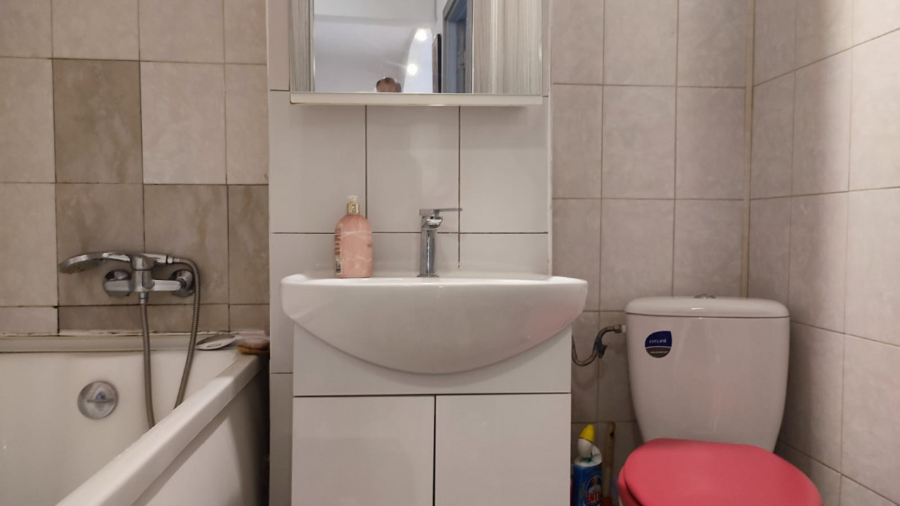 Apartament 2 camere decomandat, complet renovat zona Aeroportului