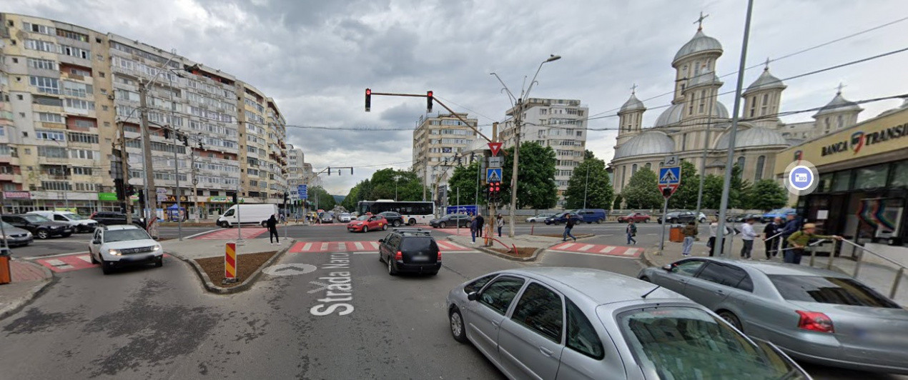 Spatiu comercial - 101mp, stradal, trafic pietonal intens - Republicii Potcoava