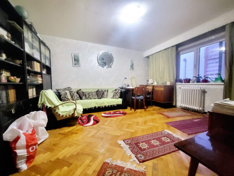 TIC Tac Spital. Apartament 2 cam decomandat, etaj 3/4, 50mp + balcon