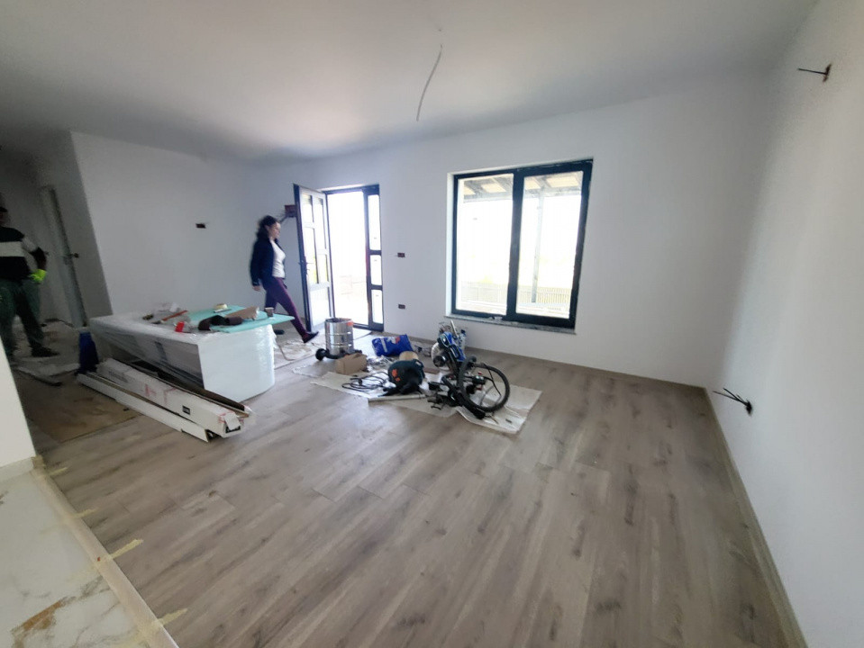 Margineni, casa din caramida, constructie 2025, 400 mp teren