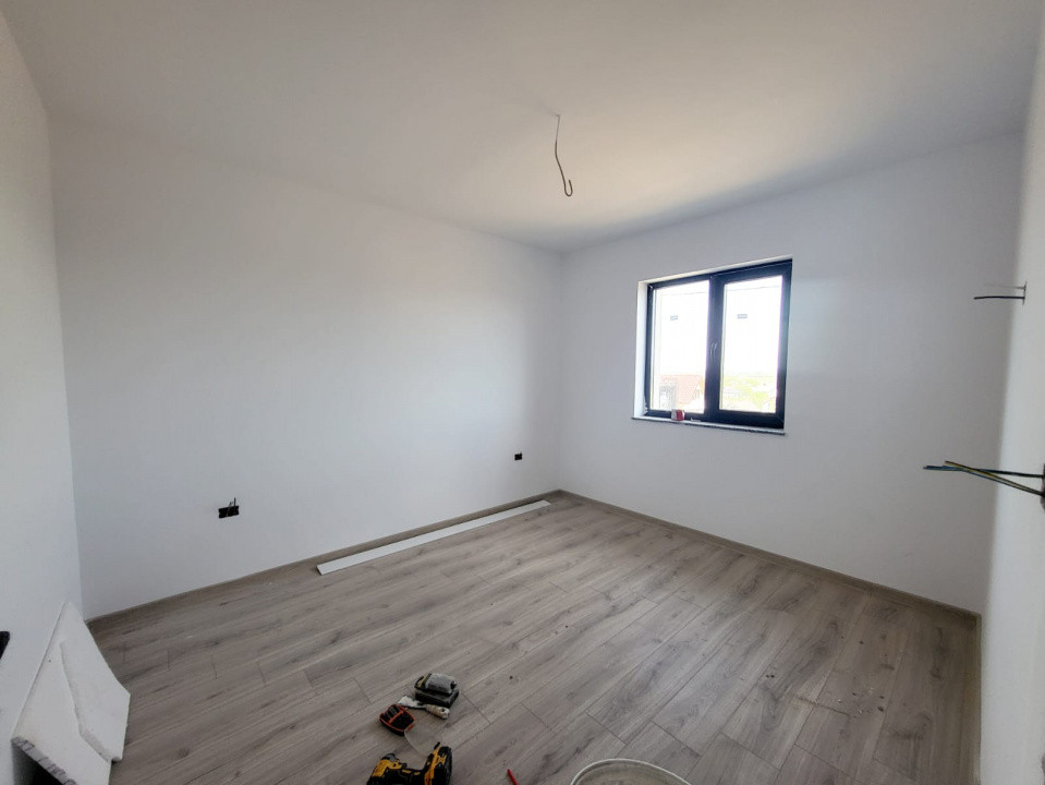 Margineni, casa din caramida, constructie 2025, 400 mp teren