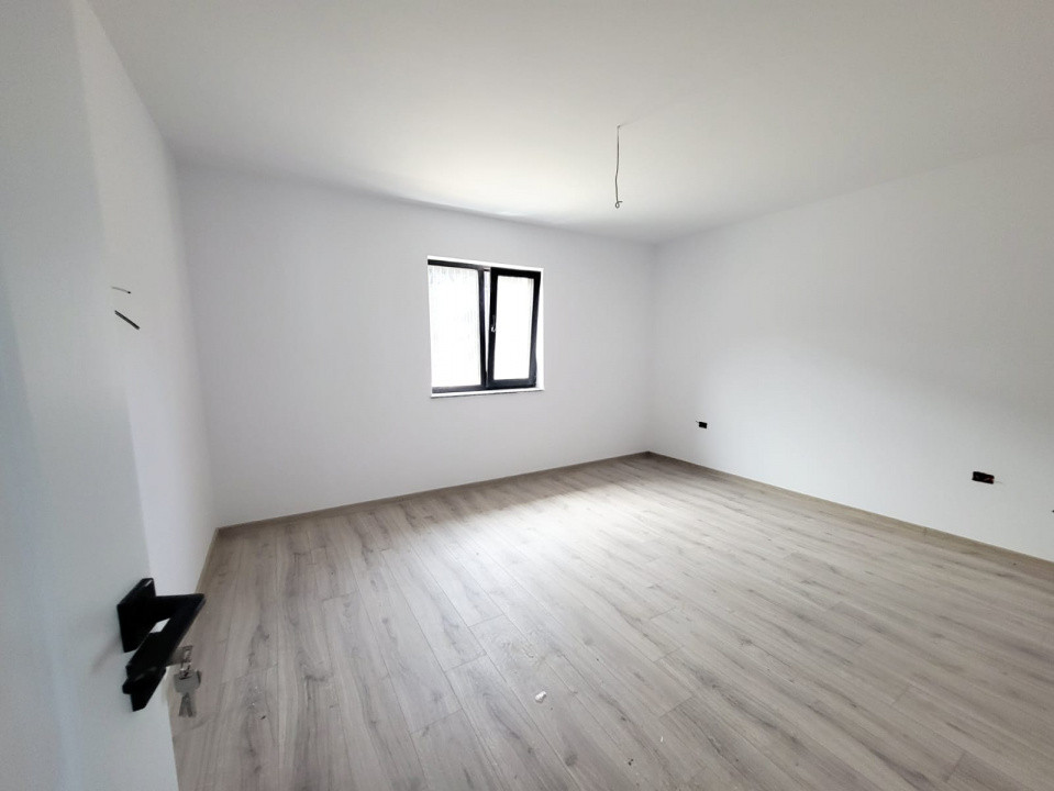 Margineni, casa din caramida, constructie 2025, 400 mp teren