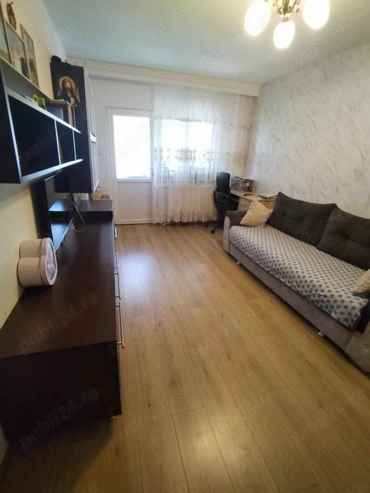 Apartament cu 2 camere decomandat, etaj 1, bucatarie mare, 62500, zona Milcov