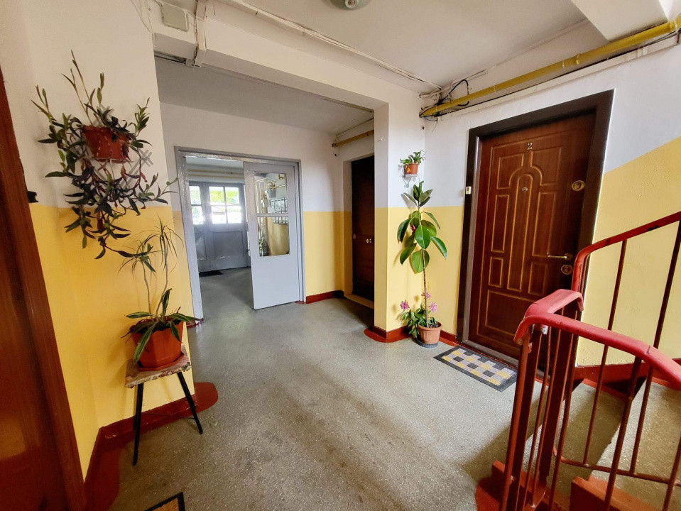 Intersectie Curtea Apel, Apart 2 Camere, parter Stradal + balcon, 85% renovat