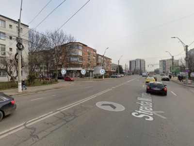 Intersectie Curtea Apel, Apart 2 Camere, parter Stradal + balcon, 85% renovat