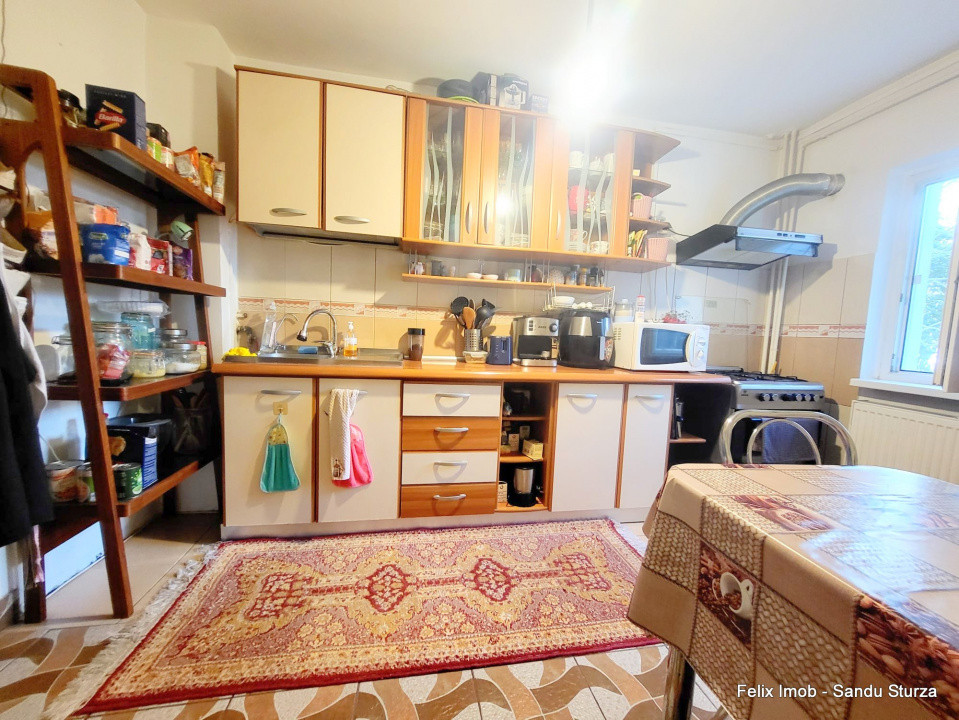 Neagoe Voda, Apartament 3 cam decomandat, parter innalt, 65mp util 