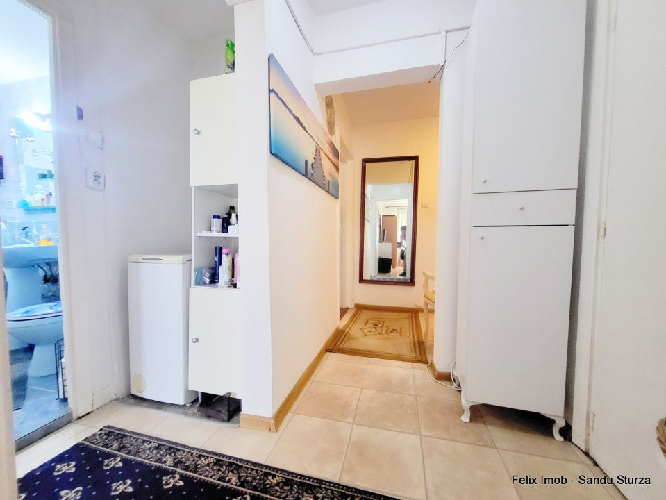 Neagoe Voda, Apartament 3 cam decomandat, parter innalt, 65mp util 