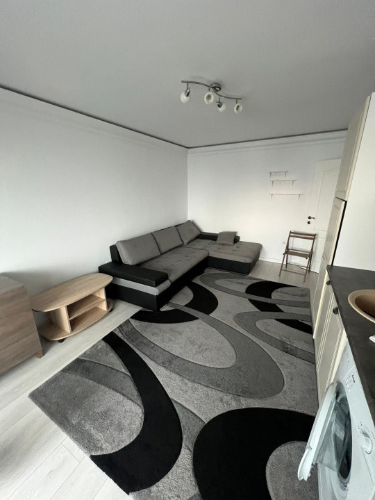 Arena Mall - Apartament 3 camere decomandat, Renovat si Mobilat, Bloc 1985