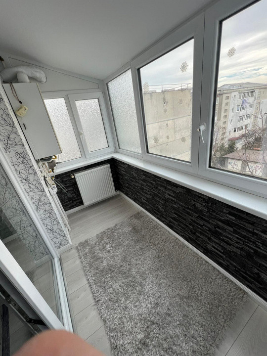 Arena Mall - Apartament 3 camere decomandat, Renovat si Mobilat, Bloc 1985