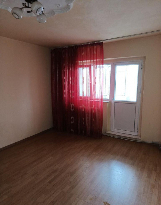 Stefan cel Mare - Apartament 3 camere decomandat, 3 balcoane, 78mp