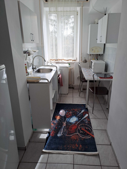 Hotel Decebal - Apartament 2 camere, etaj 3 cu centrala