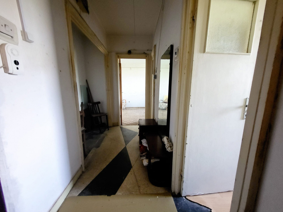 Aleea Parcului - Cancicov, Apartament 3 camere, de renovat