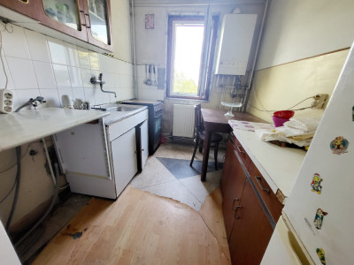 Aleea Parcului - Cancicov, Apartament 3 camere, de renovat