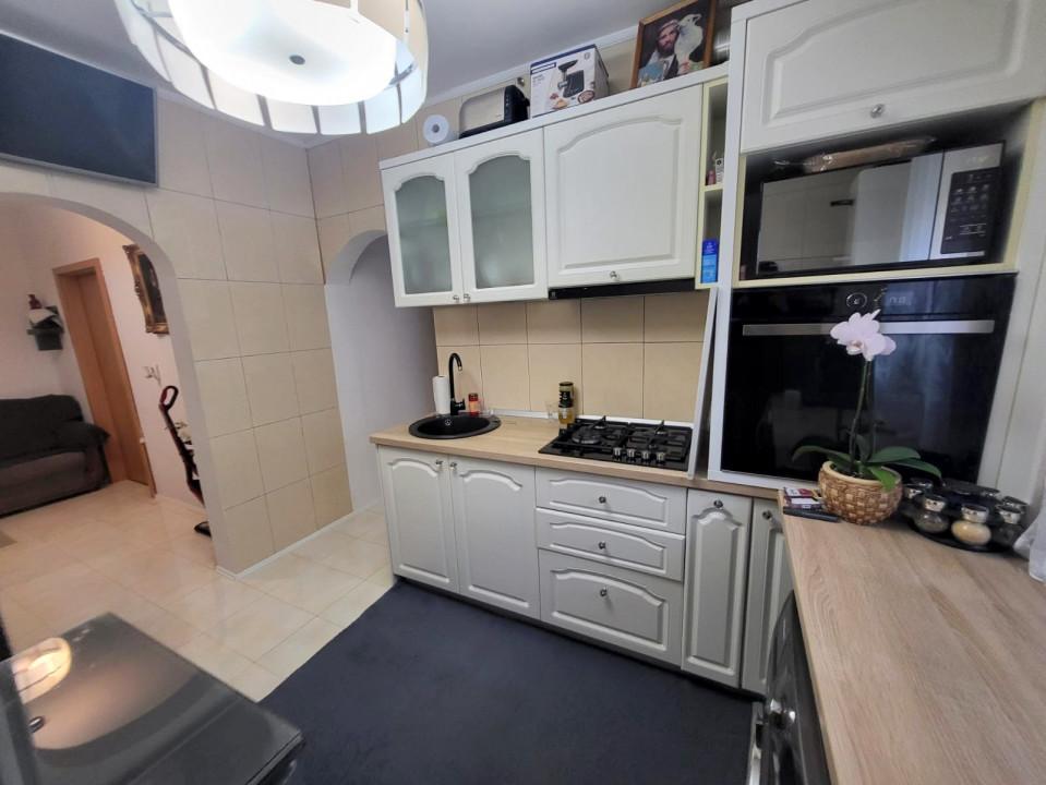 Apartament 3 camere, mobilat complet – Narcisa, etaj 3/4, bloc reabilitat