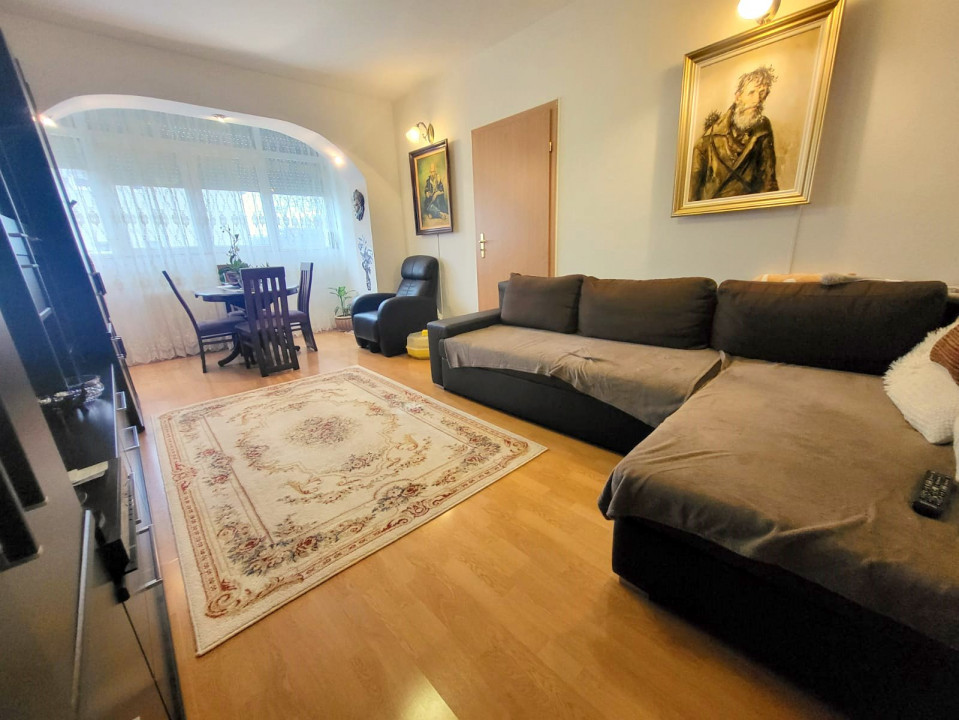 Apartament 3 camere, mobilat complet – Narcisa, etaj 3/4, bloc reabilitat