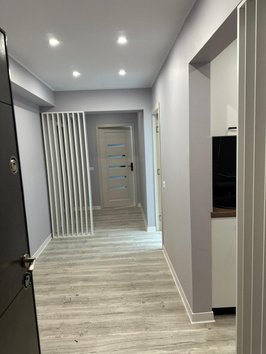 ENERGIEI PAMBAC - Apartament 2 cam Decomandat, etaj 3/4, renovat si mobilat