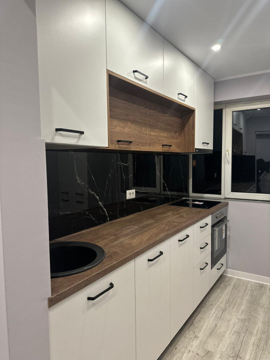 ENERGIEI PAMBAC - Apartament 2 cam Decomandat, etaj 3/4, renovat si mobilat