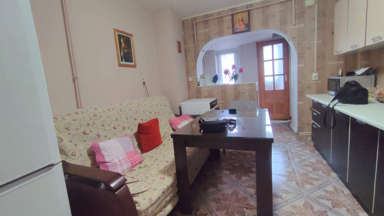 Apartament 3 camere (transformat) – str. Energiei, etaj 4/8, 70 mp, lângă Profi