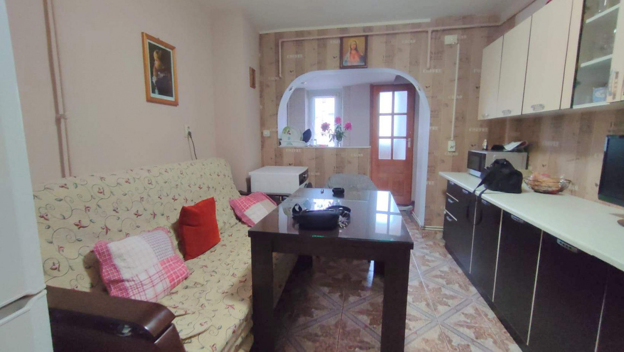 Apartament 3 camere (transformat) – str. Energiei, etaj 4/8, 70 mp, lângă Profi