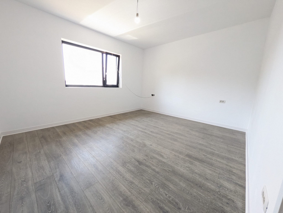 Gheraiesti - Petrom, Apartament 3 cam Decomandat, 100mp + Curte Constructie 2024
