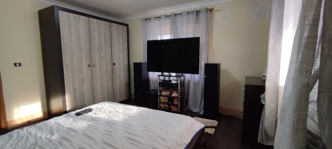 Casă din cărămidă în Gioseni – construcție 2015 | 4 camere | 850 mp teren 