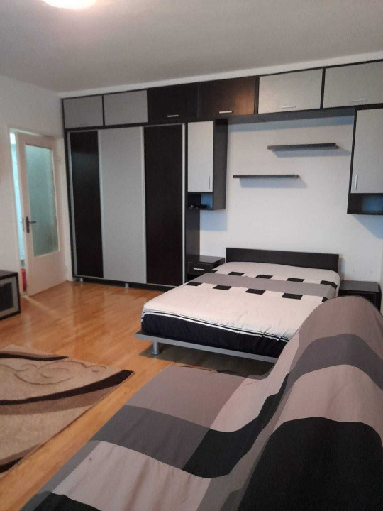 Garsonieră confort 1, etaj 3 cu balcon și vedere spre lac – Ștefan cel Mare