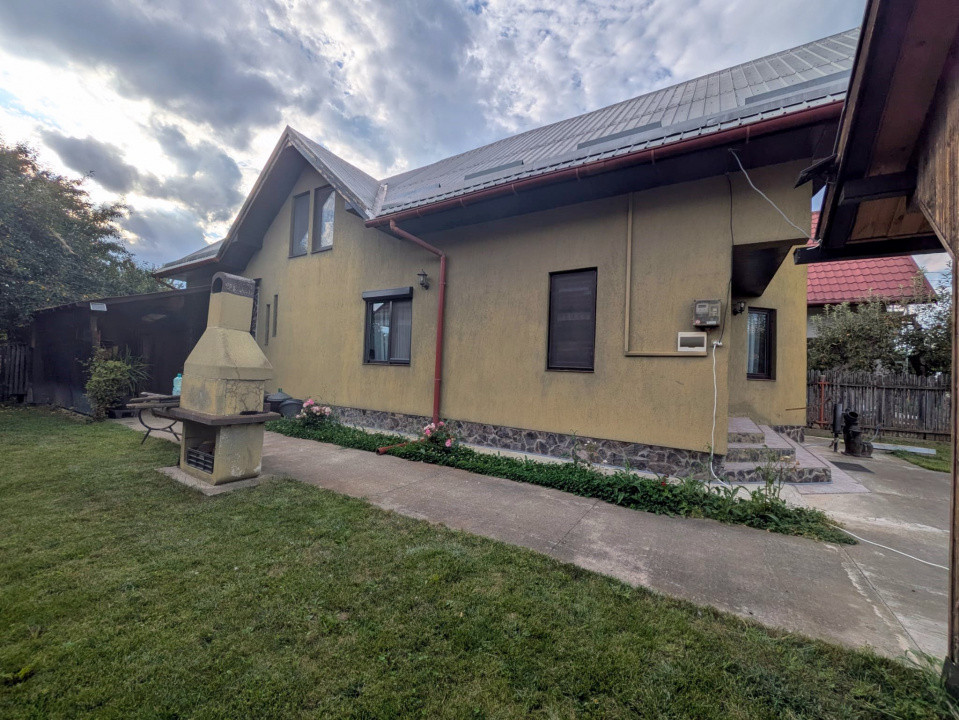 Casa - Letea Veche, la Str Principala, construcție 2005, teren 1200 mp,