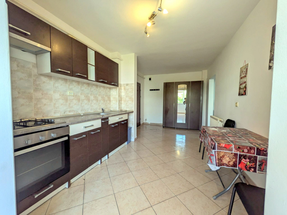 NORD, Bloc 1986, Apartament 2 cam DECOMANDAT, et 2/4 Renovat & MOBILAT