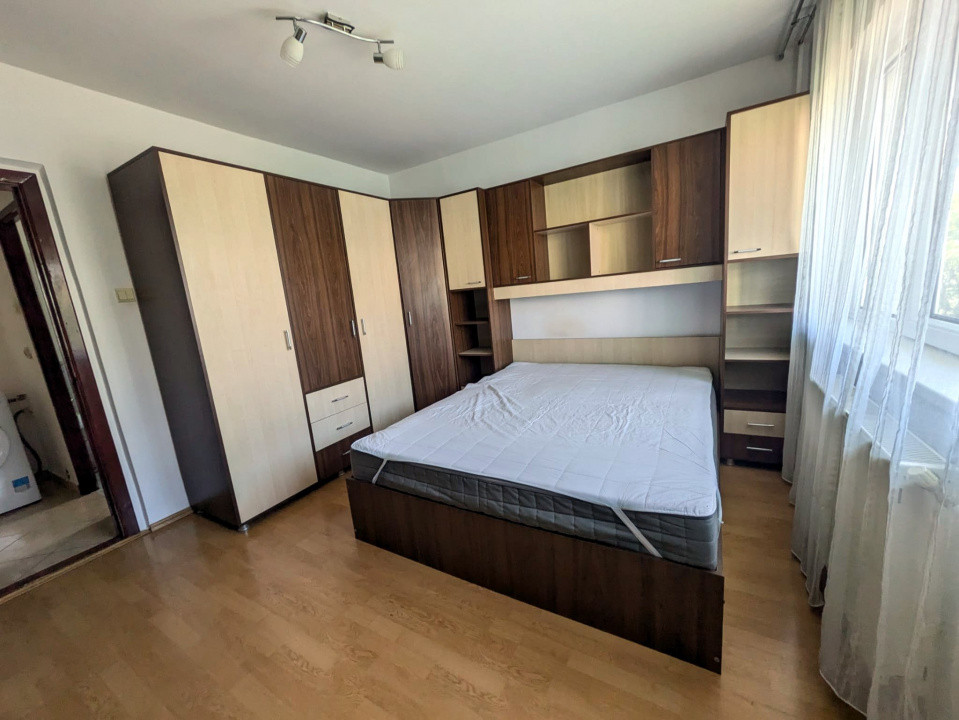 NORD, Bloc 1986, Apartament 2 cam DECOMANDAT, et 2/4 Renovat & MOBILAT