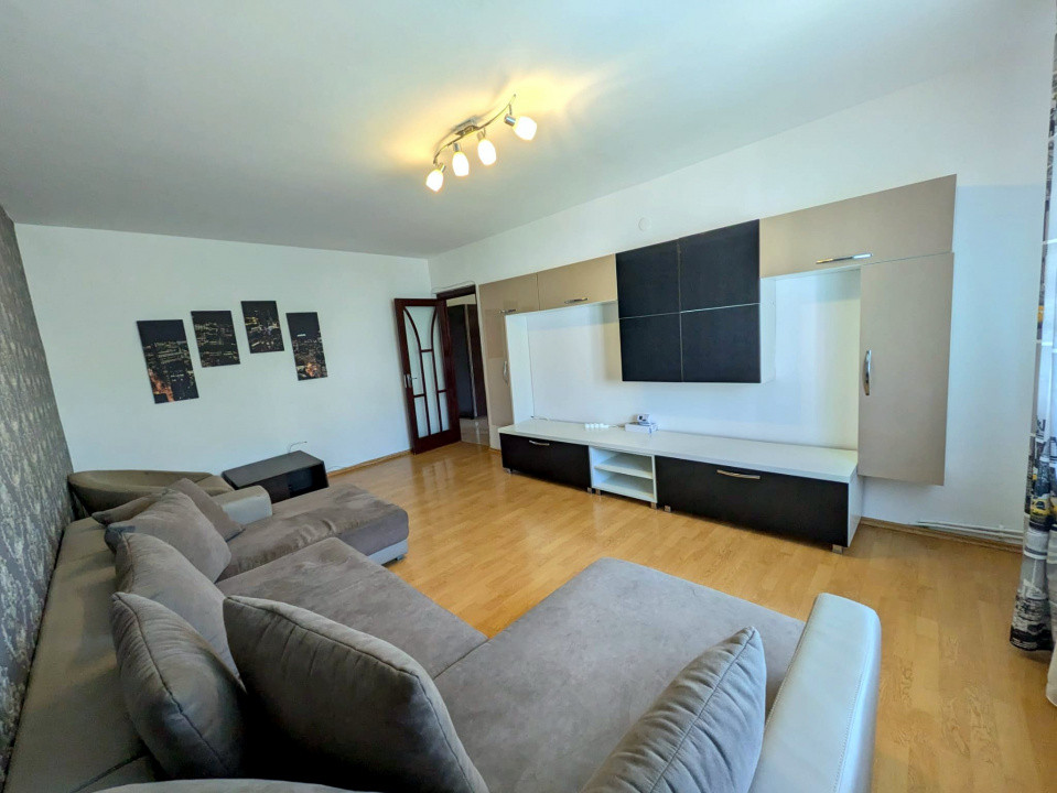 NORD, Bloc 1986, Apartament 2 cam DECOMANDAT, et 2/4 Renovat & MOBILAT