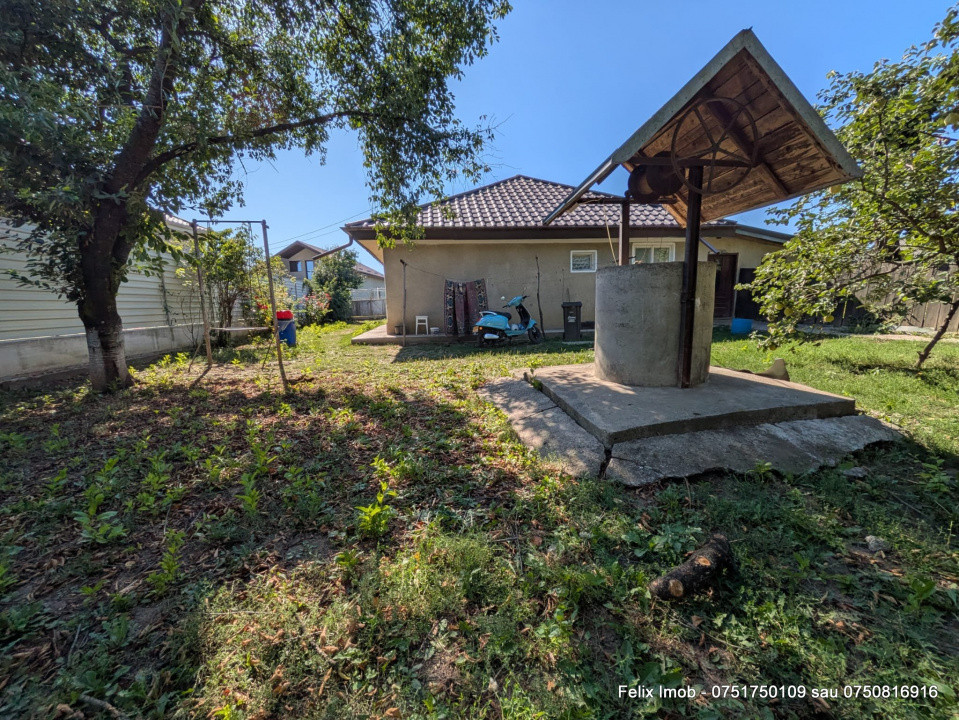 Margineni, casa cu trei camere si 800 mp teren