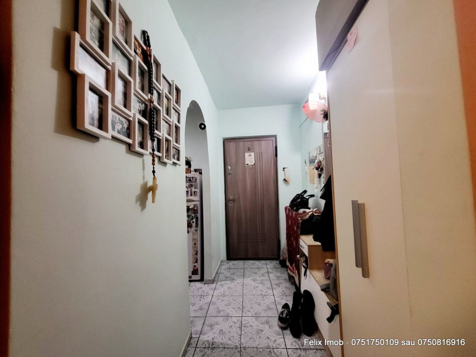 Apartament cu doua camere,  parter inalt, Bloc 1980 - Calea Republicii