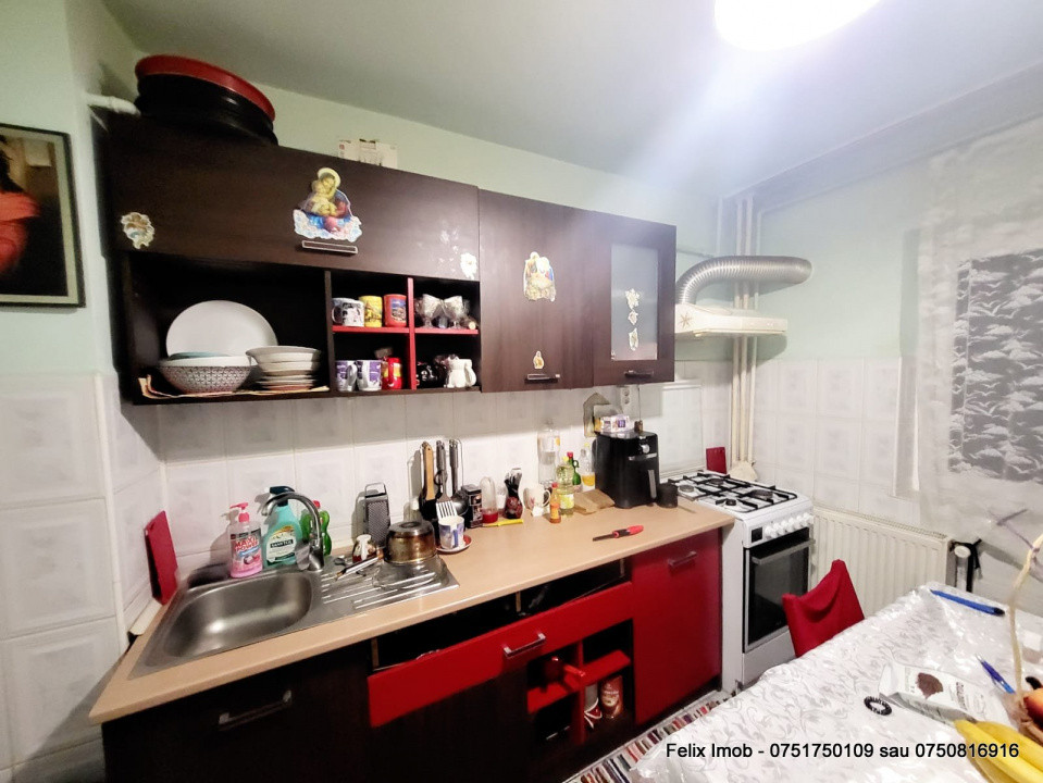 Apartament cu doua camere,  parter inalt, Bloc 1980 - Calea Republicii